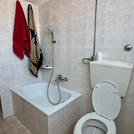 Summer Apartment *